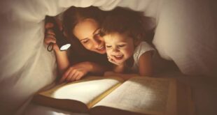 QUE TUS HIJOS SE ACUESTEN LEYENDO UN LIBRO, NO VIENDO LA TELEVISIÓN