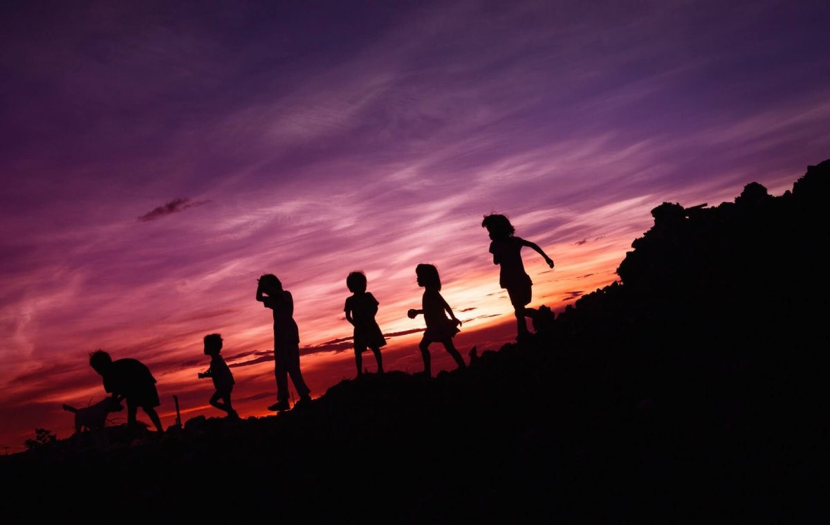 LOS NIÑOS REFLEJAN LO QUE VIVEN 2026 LOS NIÑOS REFLEJAN LO QUE VIVEN