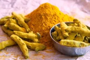 20 ALIMENTOS PARA COMBATIR EL CÁNCER 2026 curcuma