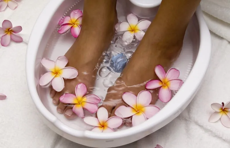 como eliminar hongos de las uñas de los pies