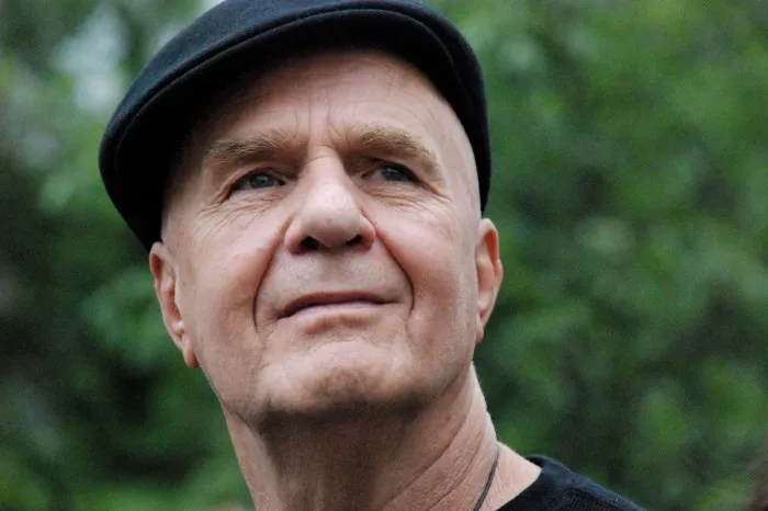 LAS 25 FRASES MÁS INSPIRADORAS DE WAYNE DYER