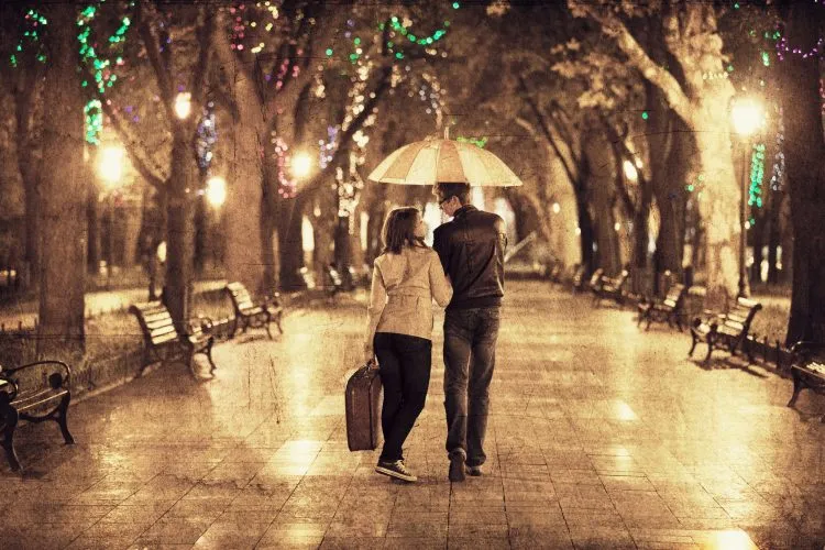 LA PAREJA ES UNA 