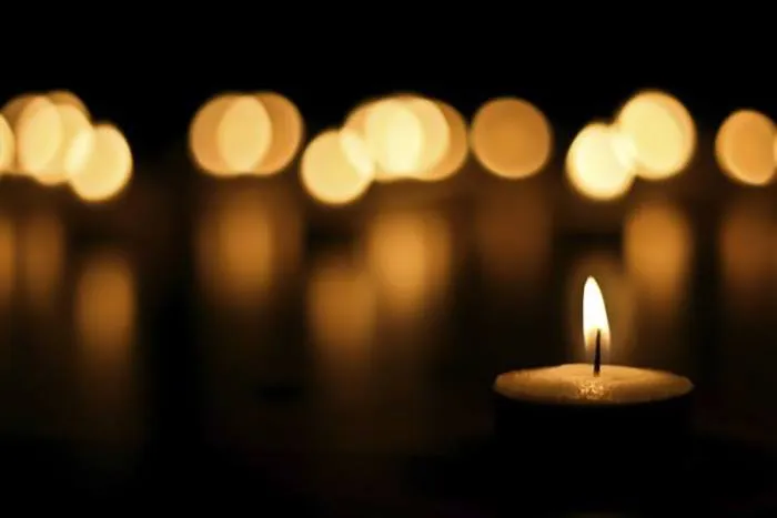 EL SIGNIFICADO DE ENCENDER VELAS