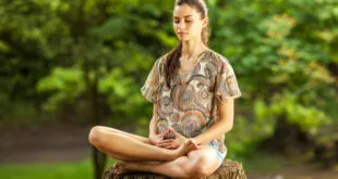 DHYANA MUDRA: EL MUDRA PARA CALMAR LA MENTE 2026 DHYANA MUDRA: EL MUDRA PARA CALMAR LA MENTE