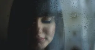 LLORAR HACE BIEN, NO LO CONTENGAS DEMASIADO 2026 LLORAR HACE BIEN, NO LO CONTENGAS DEMASIADO
