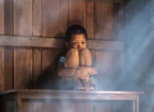 LAS EMOCIONES DETRÁS DEL NIÑO CALLADO Y OBEDIENTE 2026 LAS EMOCIONES DETRÁS DEL NIÑO CALLADO Y OBEDIENTE